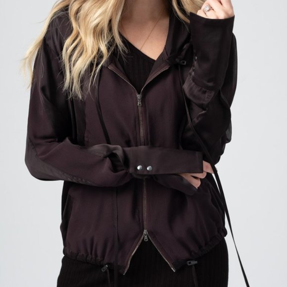 ROQUE Jacket in Deep Purple - Picture 1 of 6